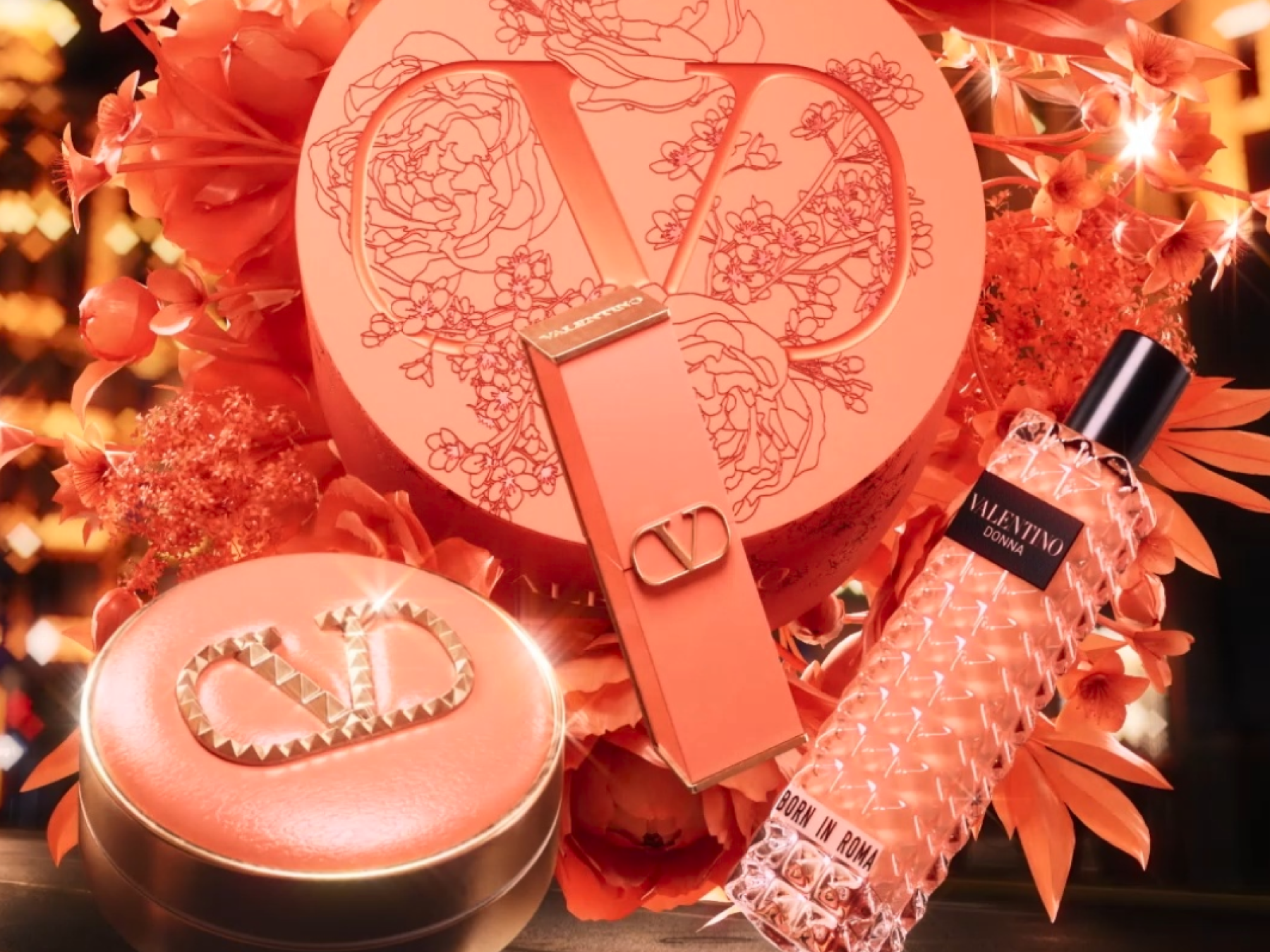 Valentino — 新年礼盒创意MR影片